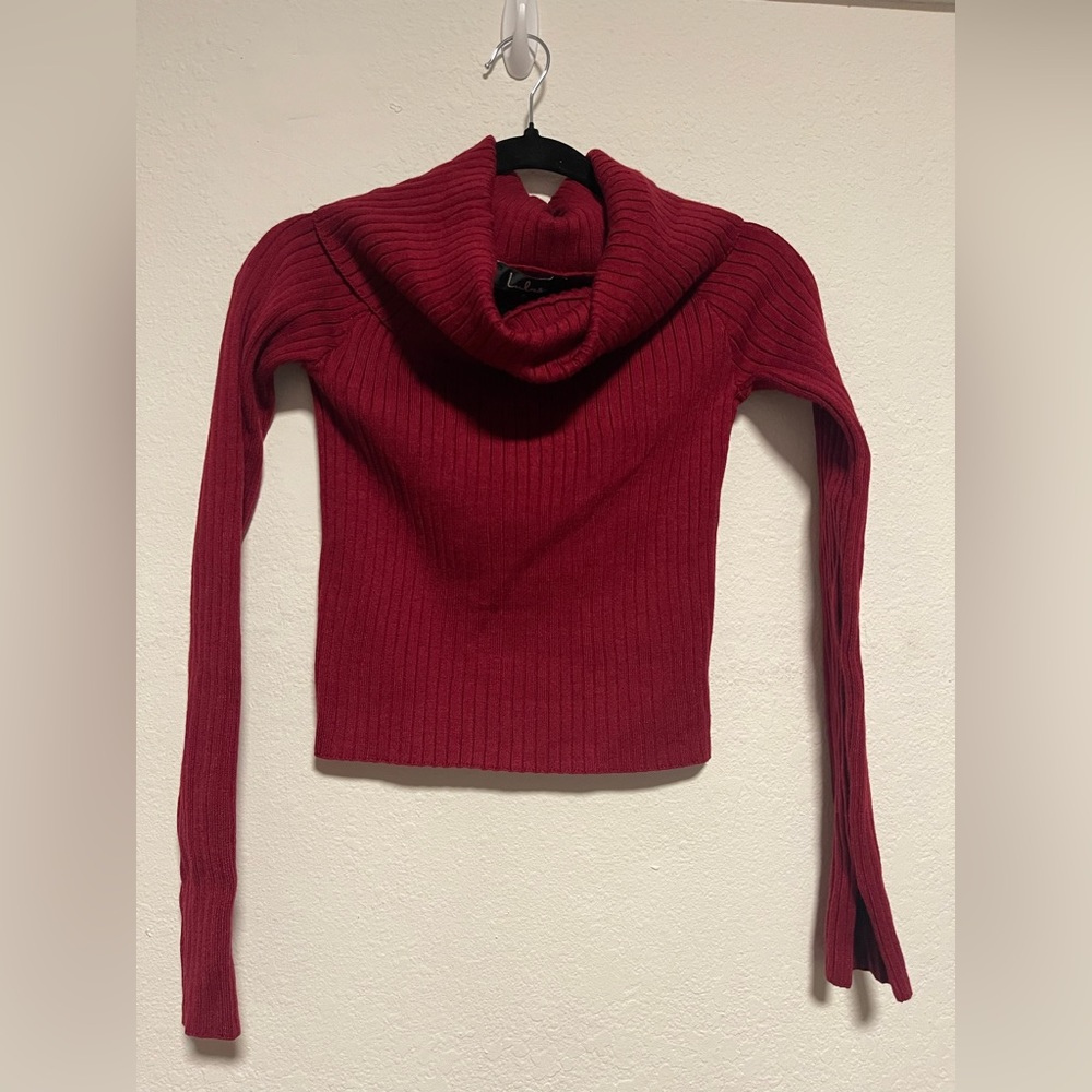 Lulu’s Perfect Timing Burgundy Ribbed Off-The-Shoulder Sweater Top NWT - Picture 4 of 6